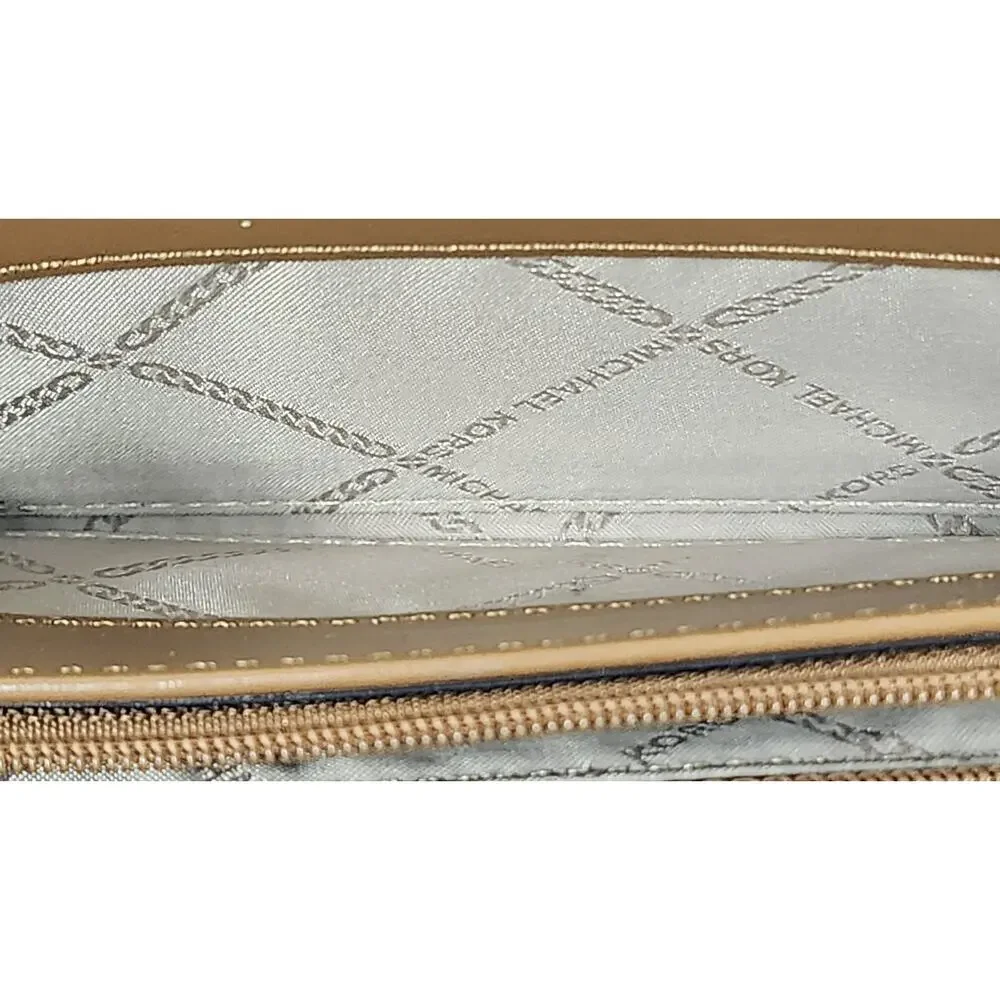 Michael Kors Jet Set Travel Continental Wristlet Wallet Brown Acorn Stripe